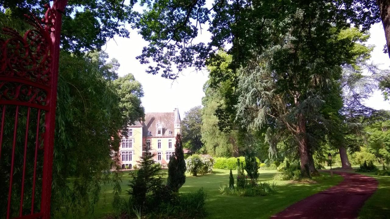 Chateau De La Vernede, La Grande Vernede Saint-Rémy-de-Chargnat Exteriör bild