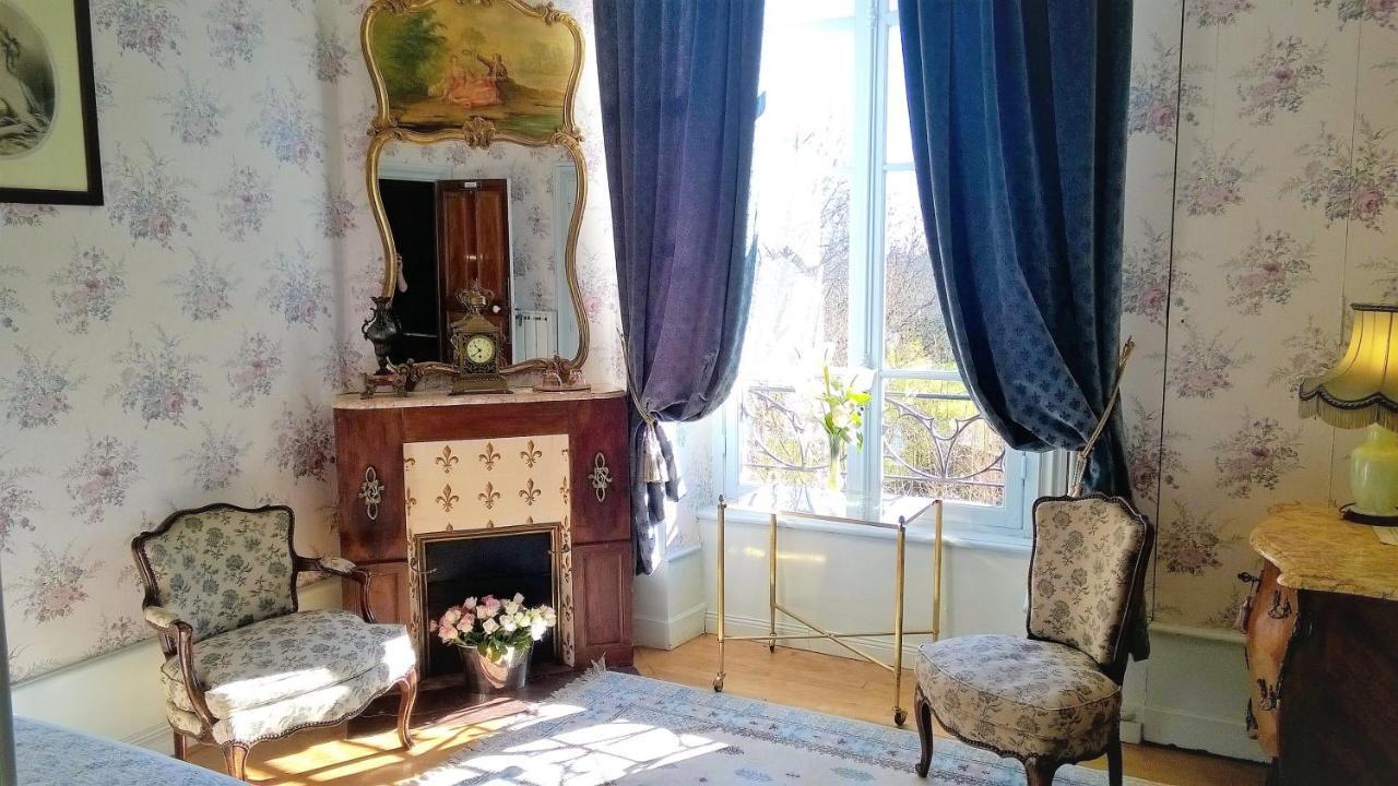 Chateau De La Vernede, La Grande Vernede Saint-Rémy-de-Chargnat Exteriör bild